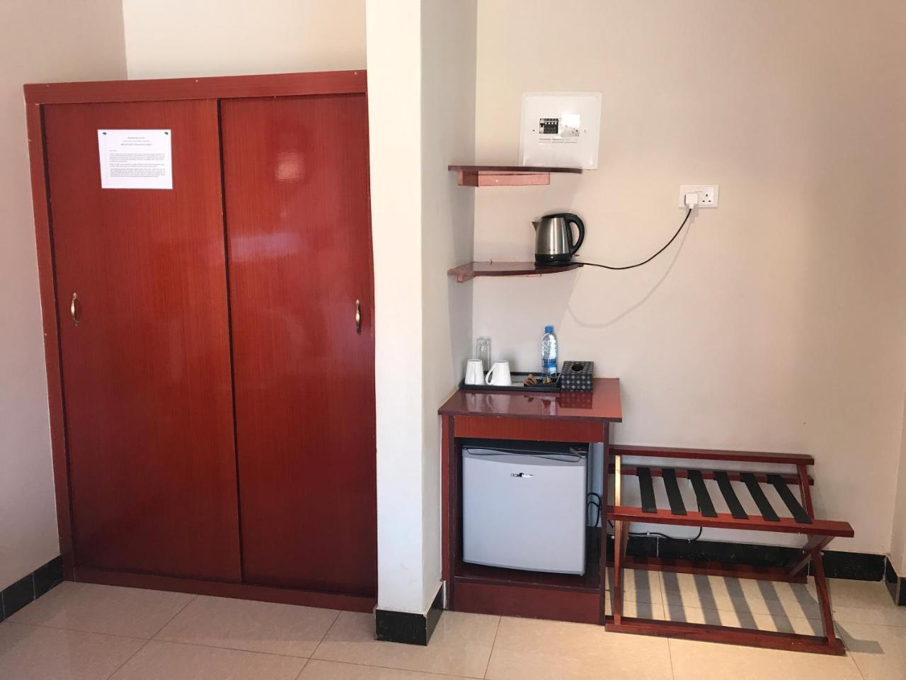 Mpika Northern Rock Hotel מראה חיצוני תמונה